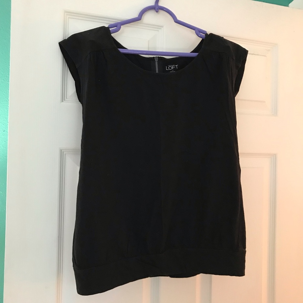 Black Loft top